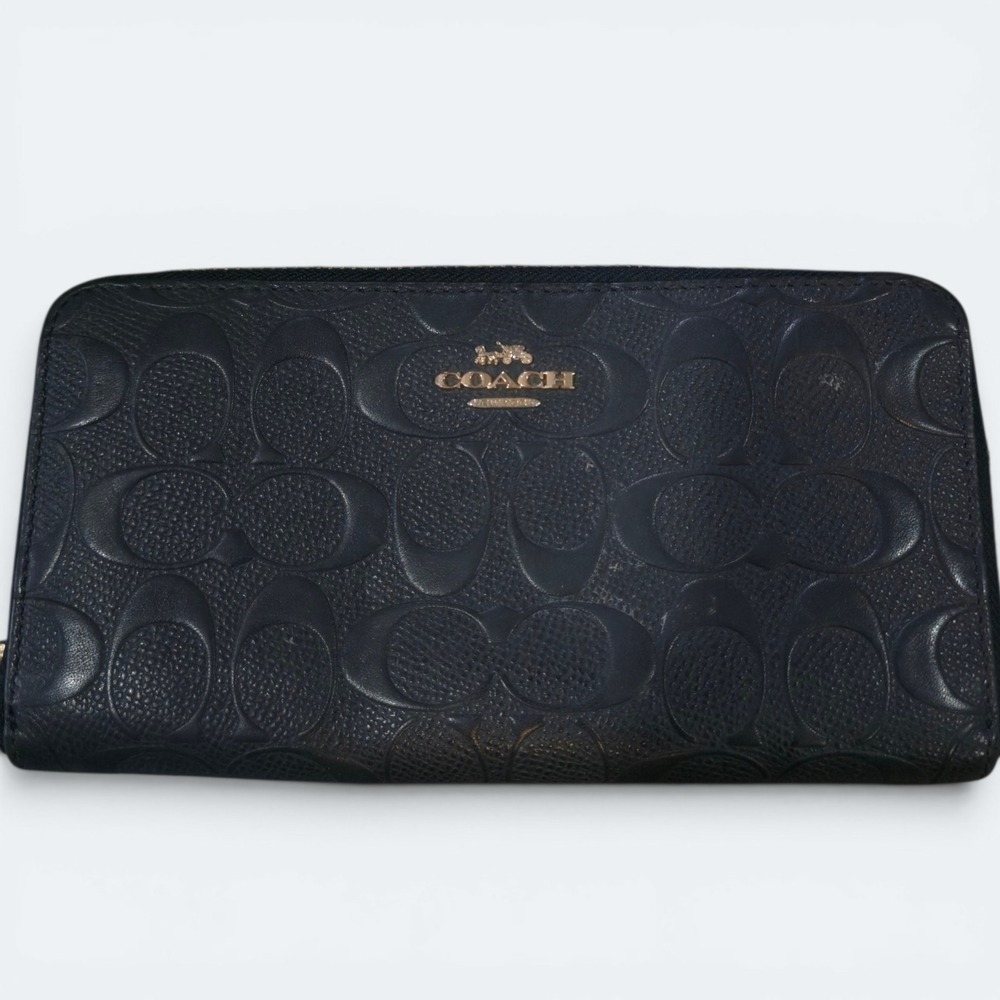 Coach F27865 Accordion Zip Wallet Debossed Signature Leather